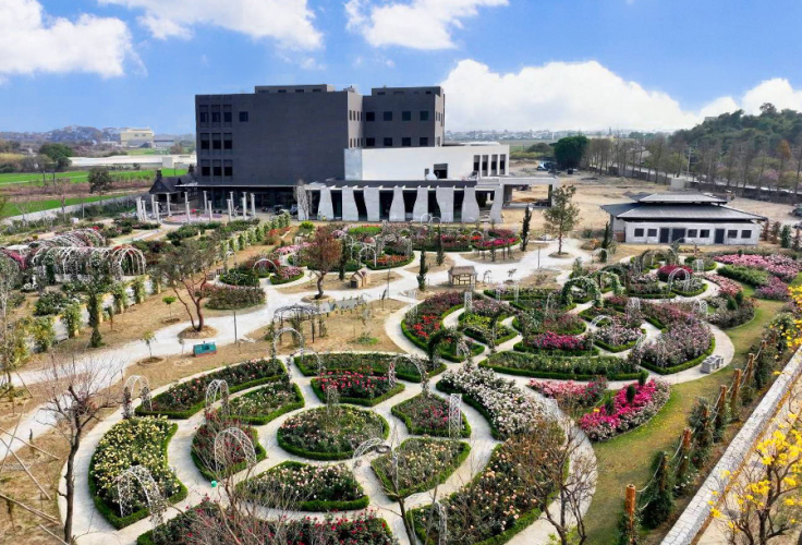 雅聞湖濱療癒森林封面圖