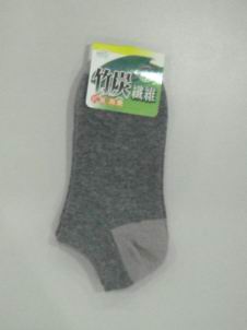 竹炭童休閒襪