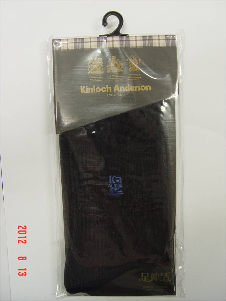 男款暗條中筒休閒襪