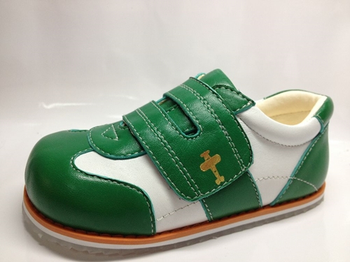 小童休閒鞋