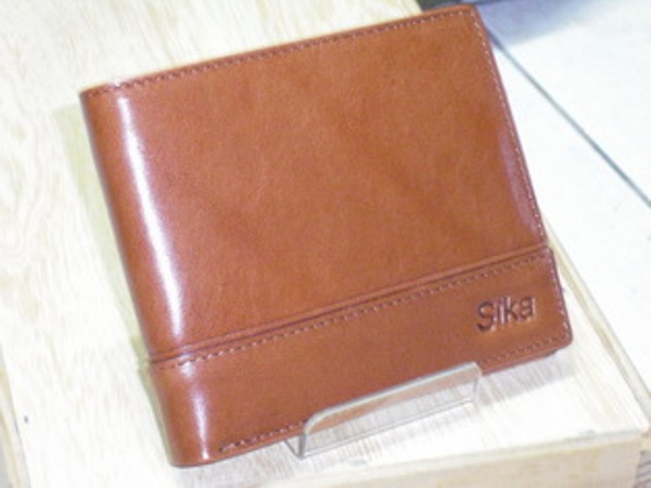 Sika 短夾