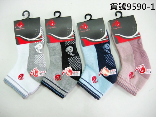 刺繡毛巾底童襪