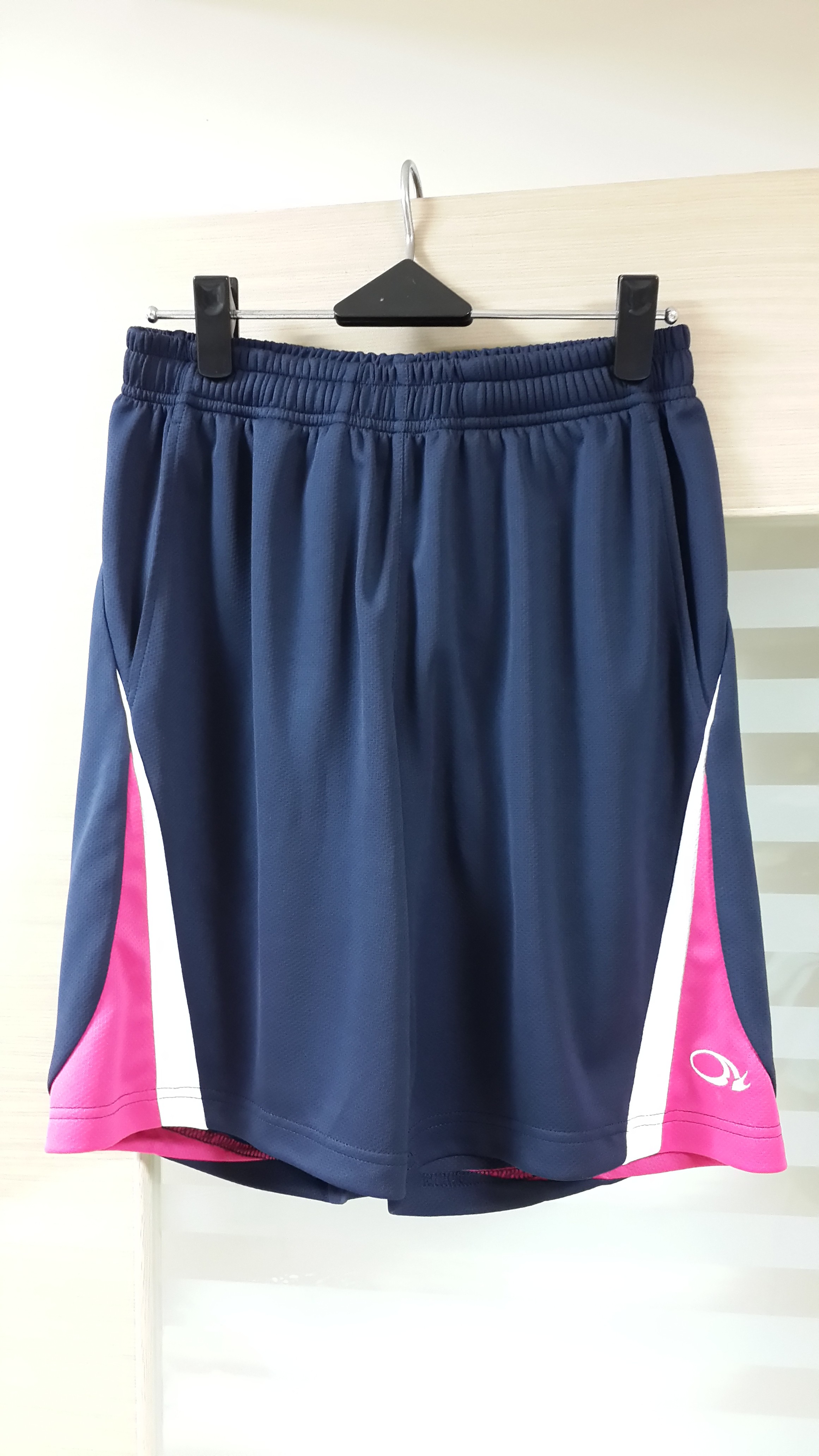 女短褲