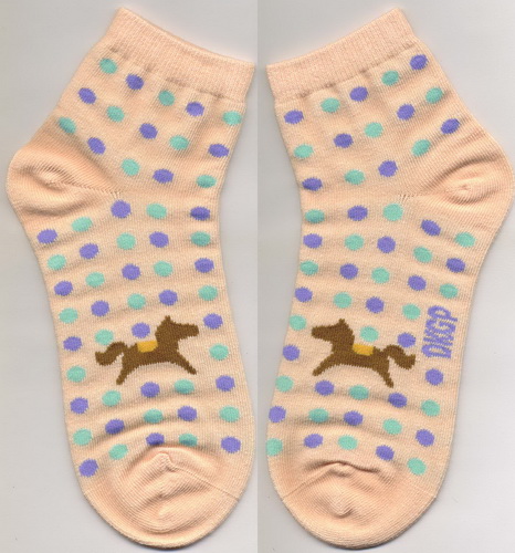 圓點木馬女襪