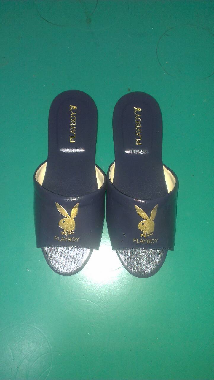 PLAYBOY室內皮拖