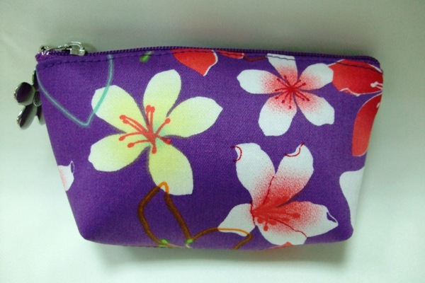 桐花立體零錢包