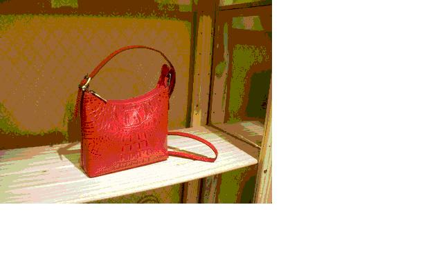 Sika紅色壓紋斜背包