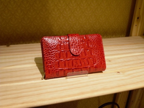 Sika 紅色壓紋多層中夾