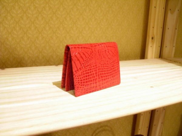 Sika 紅色壓紋多層中夾