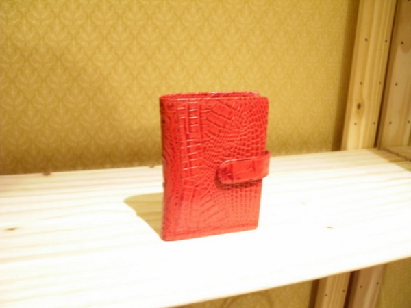 Sika 紅色壓紋多層中夾