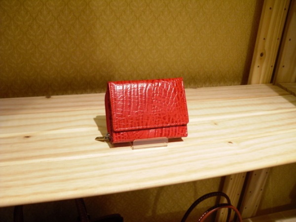 Sika 紅色壓紋多層中夾