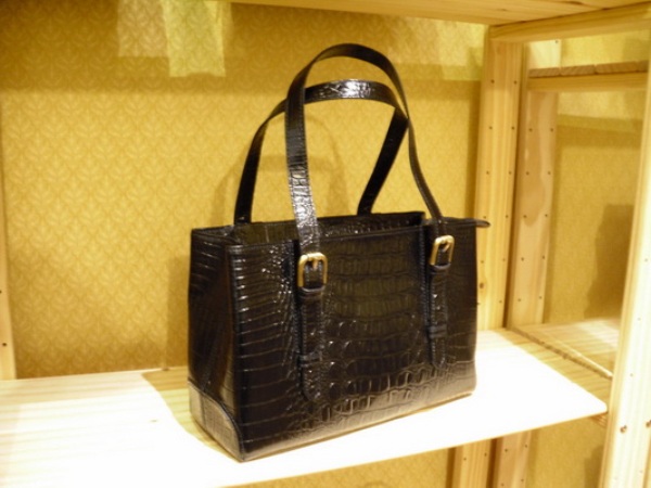 Sika壓紋黑色托特包