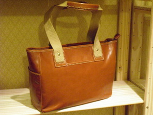 Sika素面淺咖啡色托特包