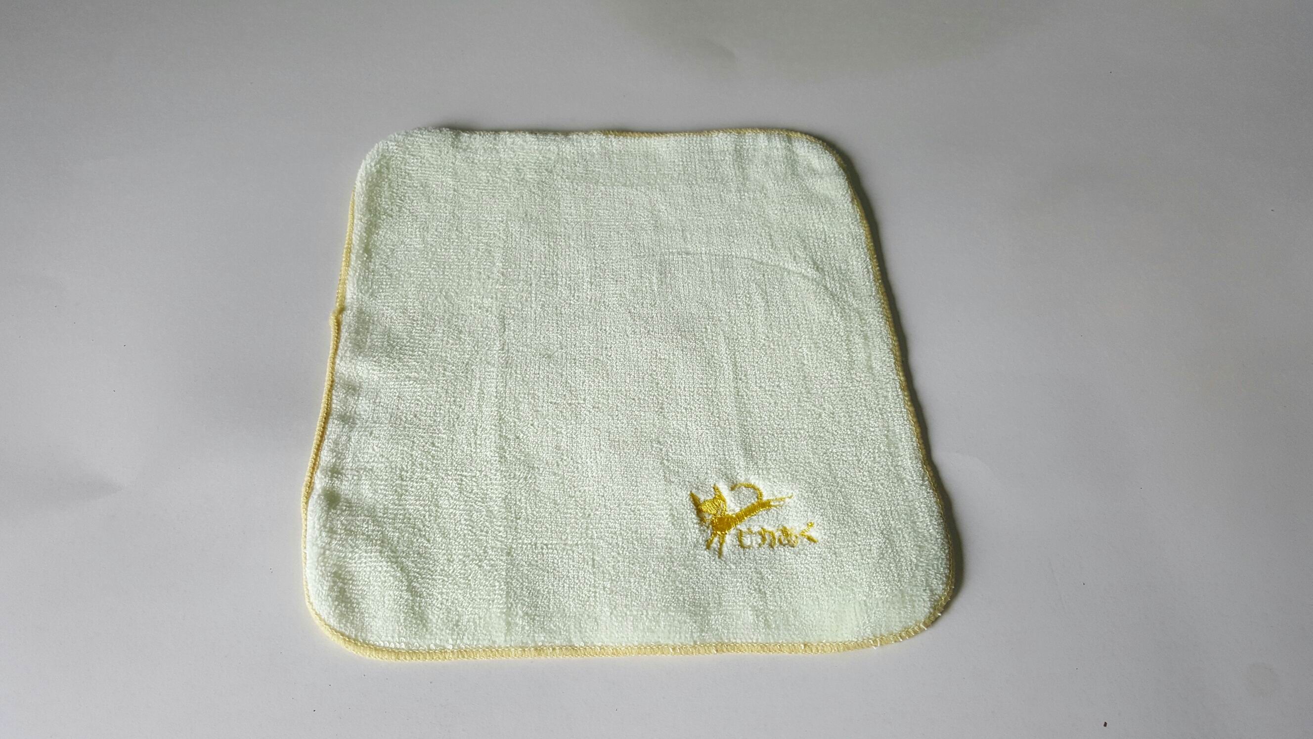 刺繡貓咪小方巾
