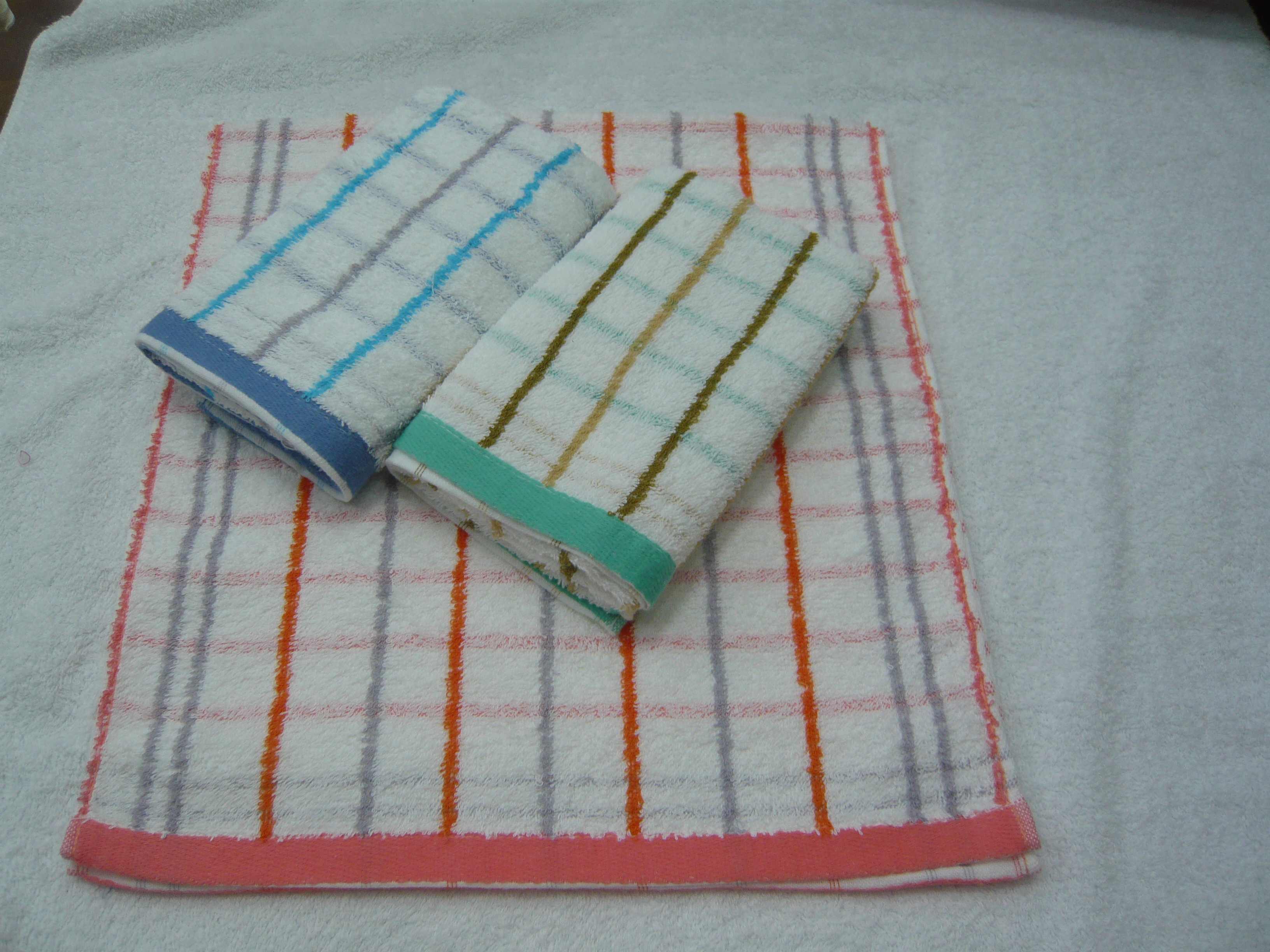 2813色紗細格毛巾
