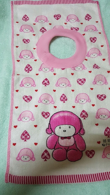 卡哇咿娃娃熊圍兜兜