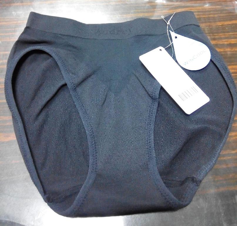 低腰無縫三角褲內褲