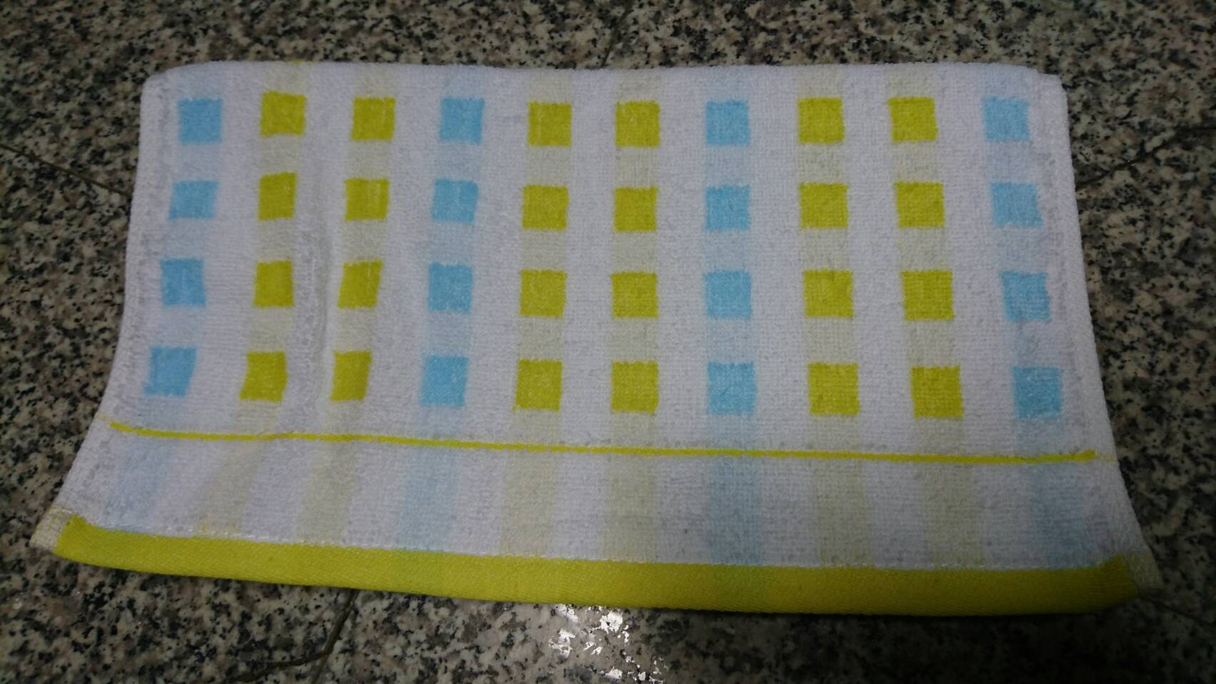 亮星璀燦彩格方巾