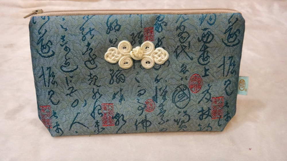 文字萬用袋  