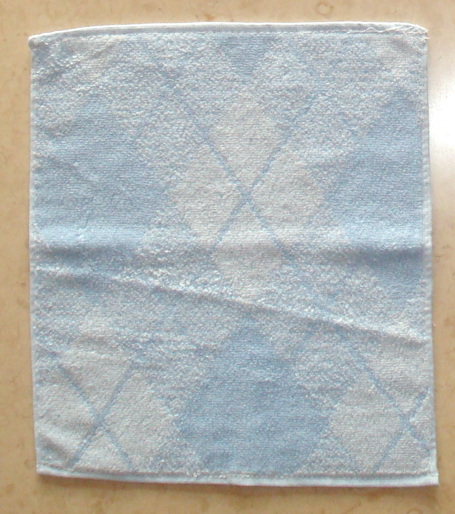 LK363巴布里小方巾