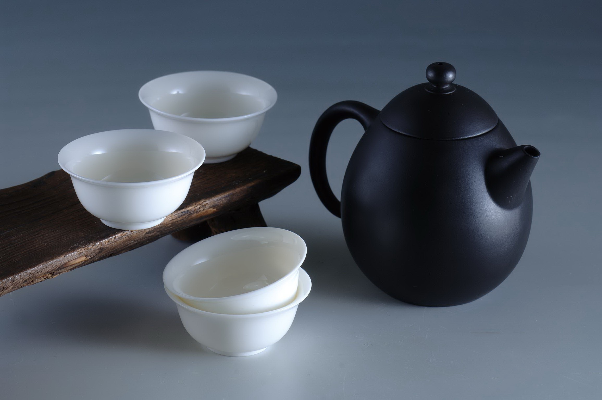 裝飾陶瓷-其它裝飾陳設陶瓷製品 - 夾炭黑陶龍蛋壺