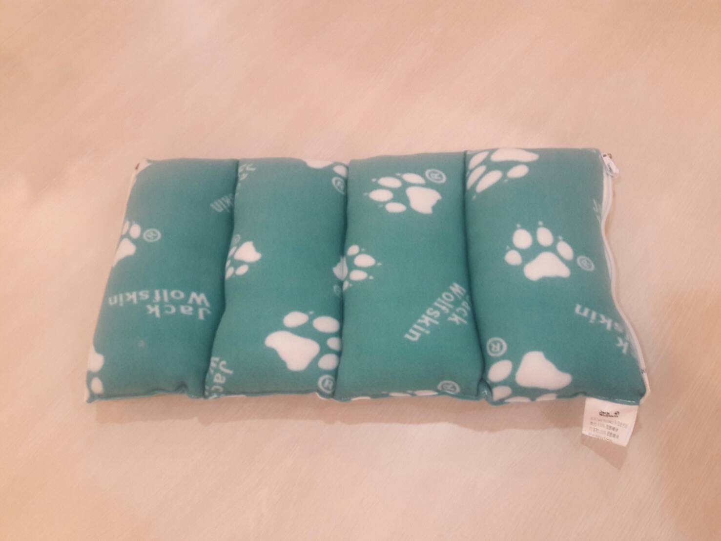 Jack Wolfskin多用途手枕(長 44 * 寬 24)