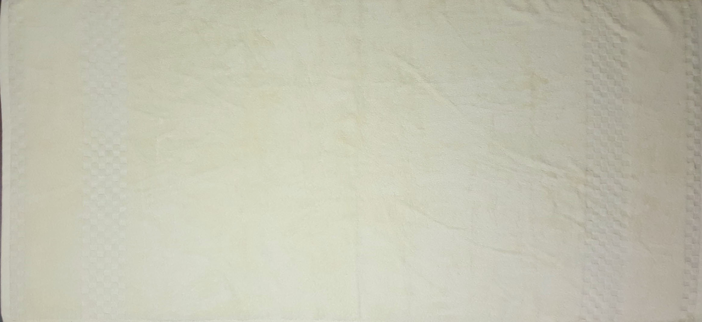 592