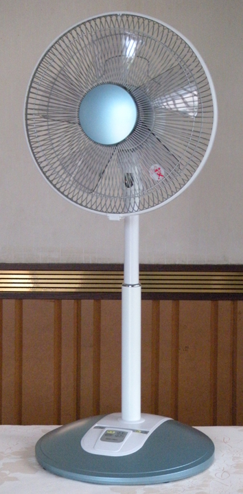 電子式塑膠扇