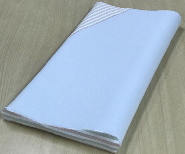  水洗透氣兒童枕(長 50 * 寬 30)