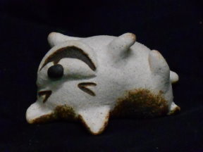 裝飾陶瓷-其它裝飾陳設陶瓷製品 - 開心狗(躺)