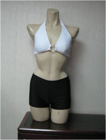 泳裝