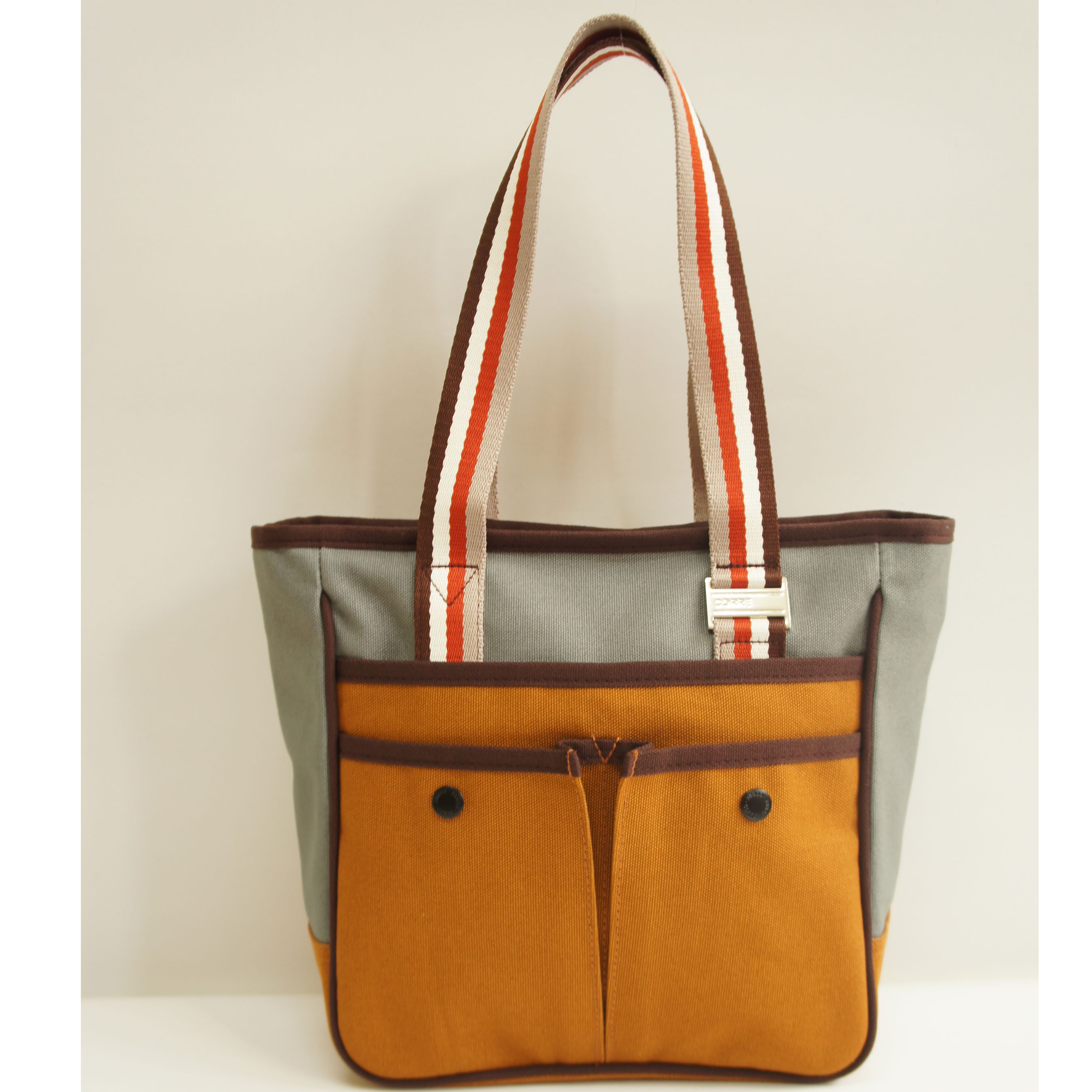 帆布配色肩背包