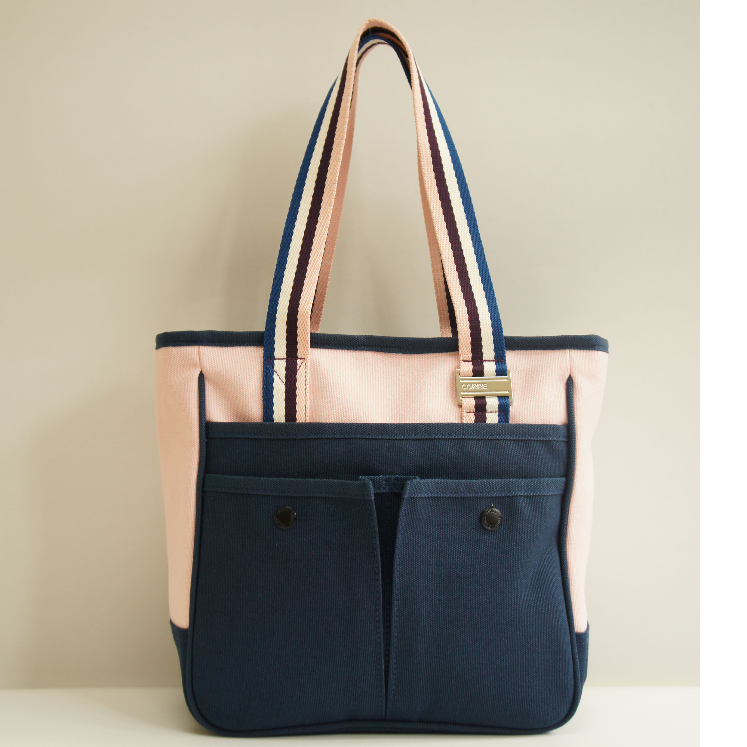 帆布配色肩背包