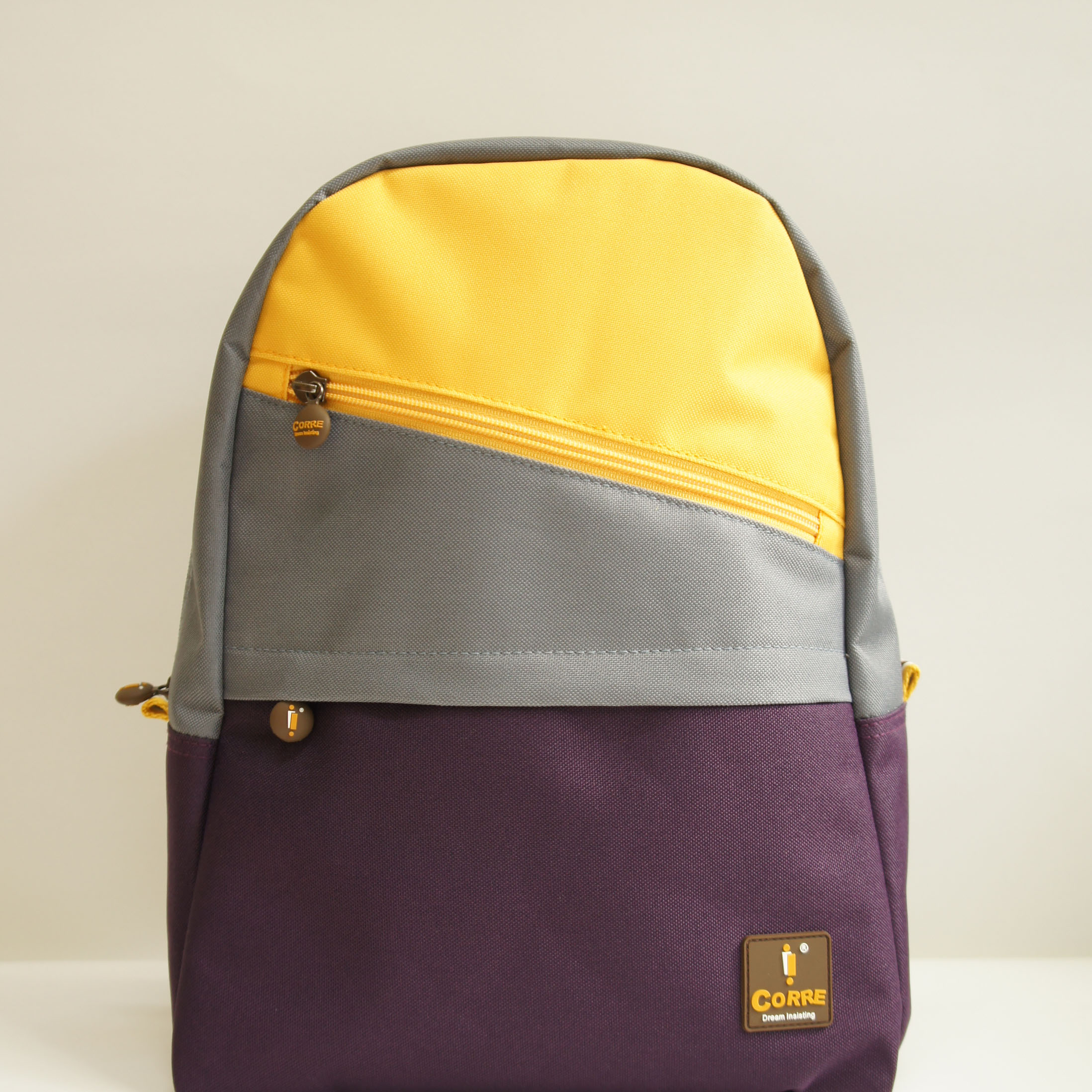 三色帆布後背包