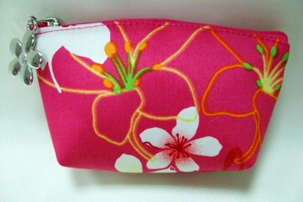 桐花立體零錢包