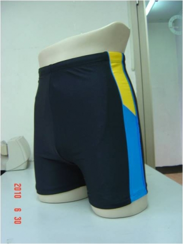 泳裝