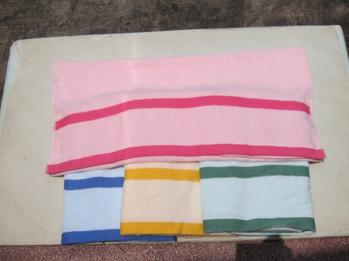 緞檔色紗浴巾-黃