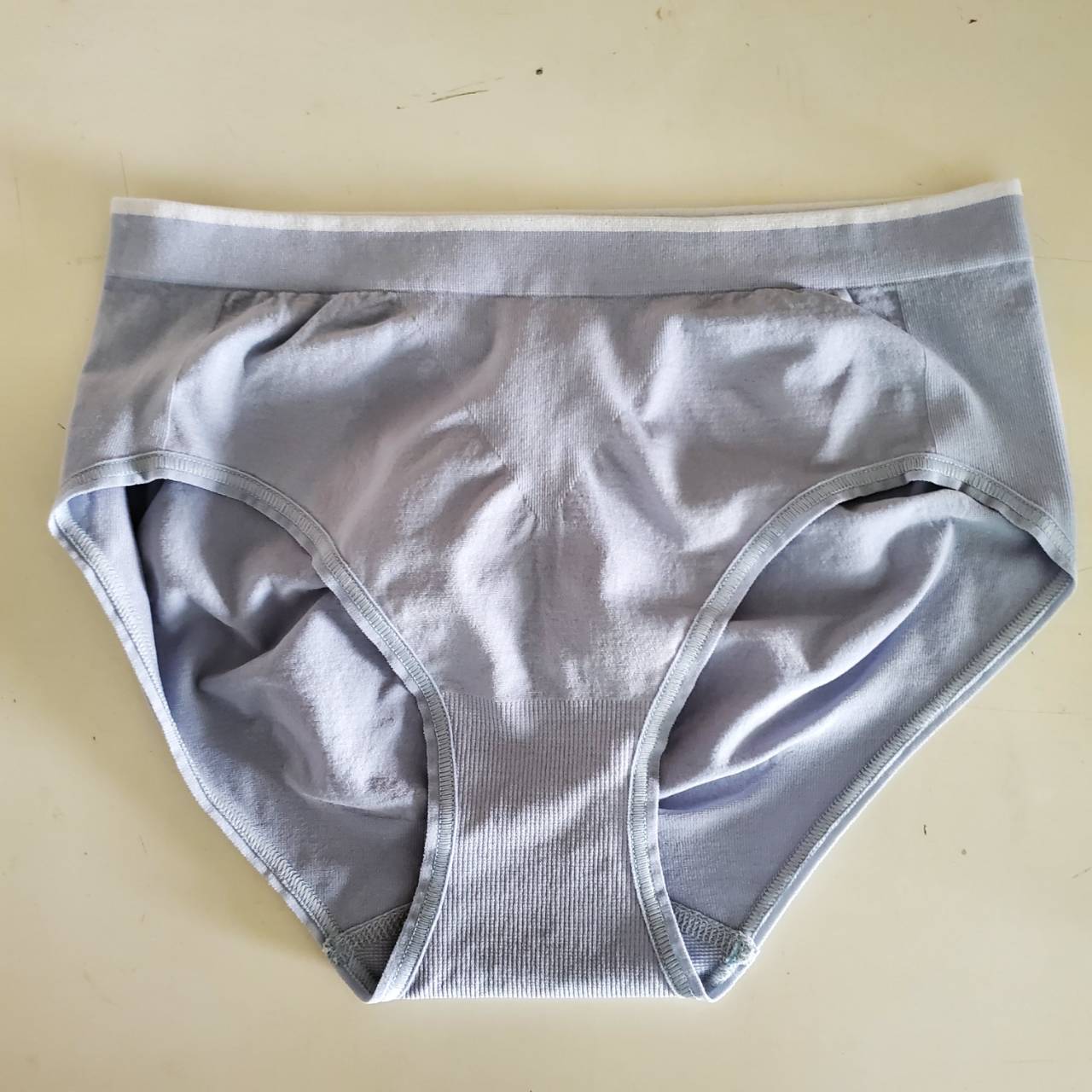 中腰三角褲