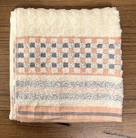 點格緞毛巾