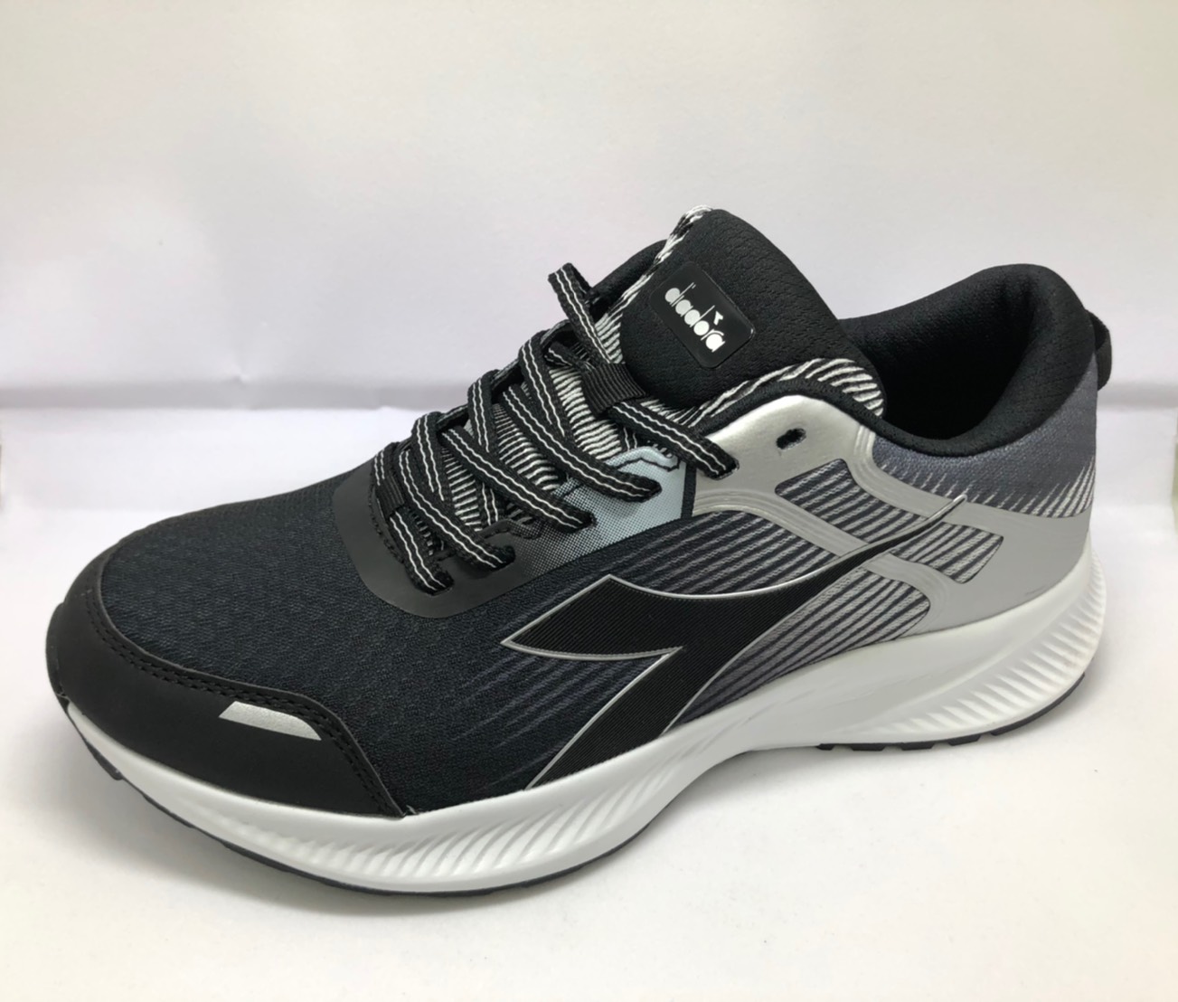 男段段專業慢跑鞋